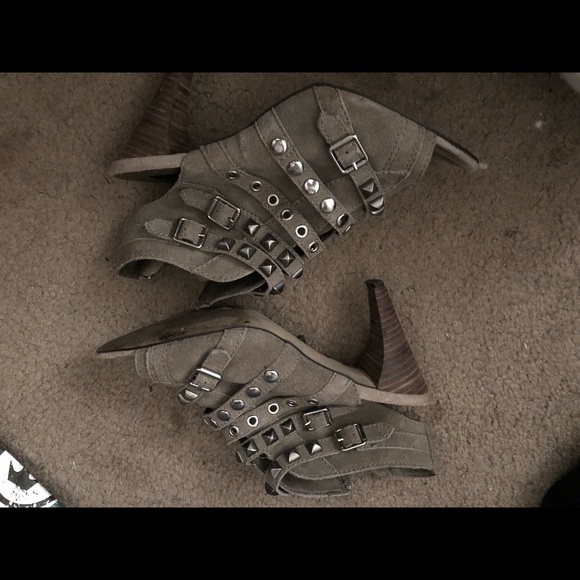 Steve Madden Shoes - Suede steve madden booties